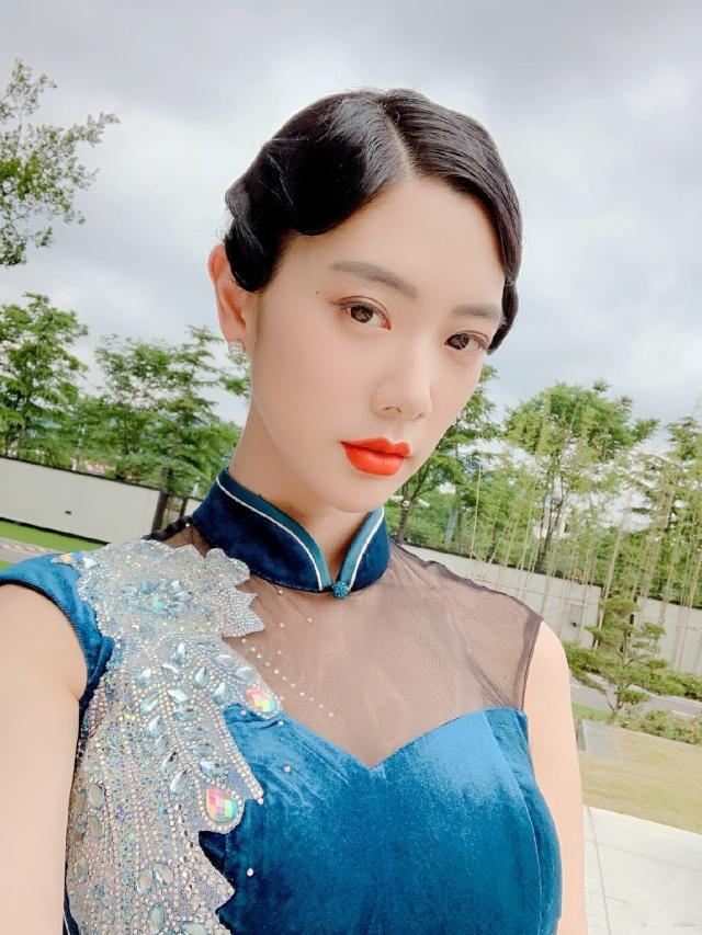 超模直播热门1